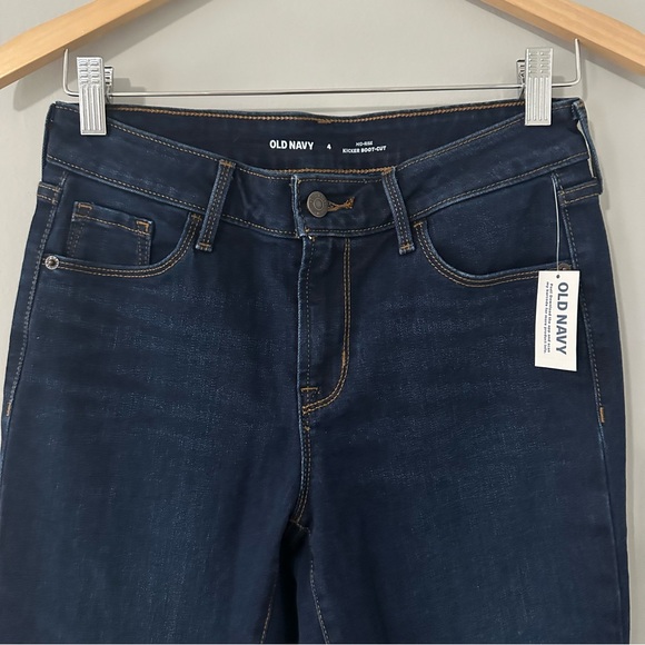 Old Navy Mid Rise Kicker Boot Cut Jean - Picture 3 of 10